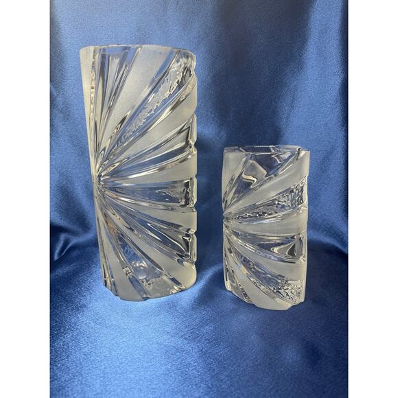 Set of Two Frosted Sunburst Bleikristall Crystal Heavy Vases - Picture 5 of 7